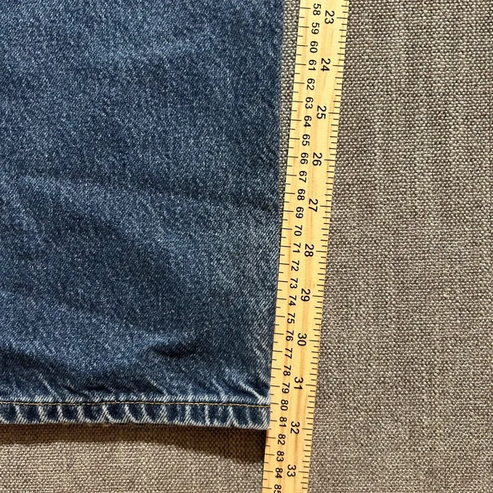 Vintage Levi's 505 Regular Fit Jeans Mens 42x32 Blue Straight Leg Mid Wash Denim